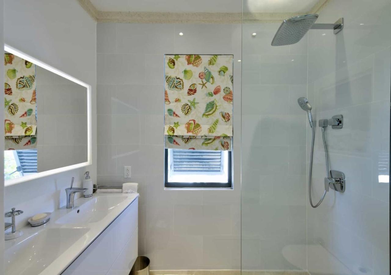 Nirvana Barbados By Mc Luxury Rentals Saint James Exteriör bild